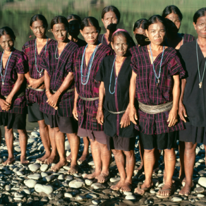 Vanishing Tribes Of Burma: girls group